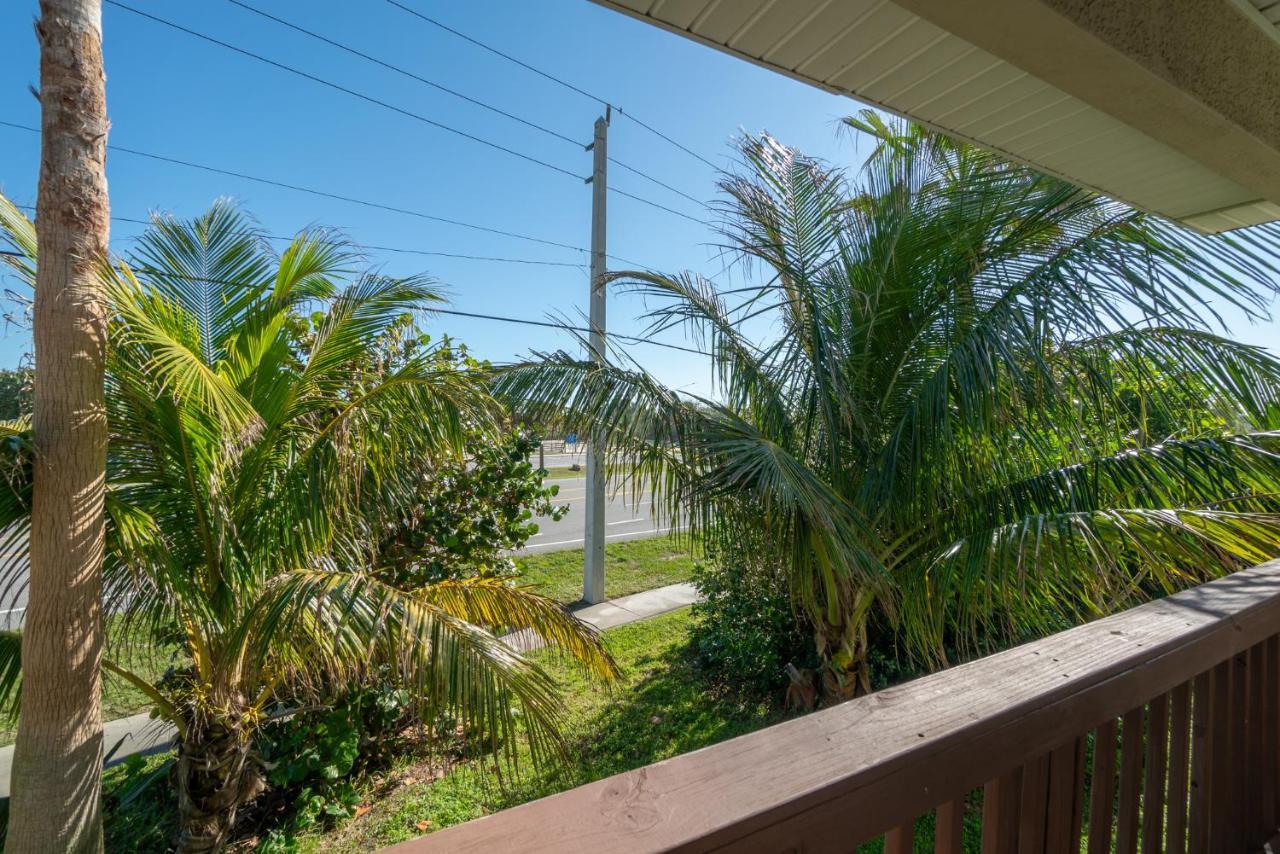 Beachside Serenity Escape - Private 3Br And 2Ba, Dog Friendly Duplex Oasis, Steps To Shore! Мельбурн Екстер'єр фото